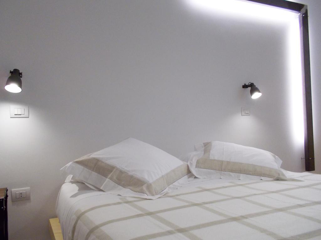 Le Stanze Del Poeta Hotel Salerno Phòng bức ảnh