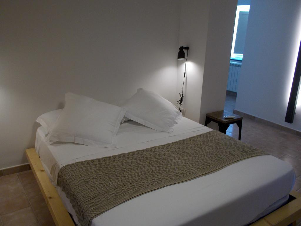 Le Stanze Del Poeta Hotel Salerno Phòng bức ảnh