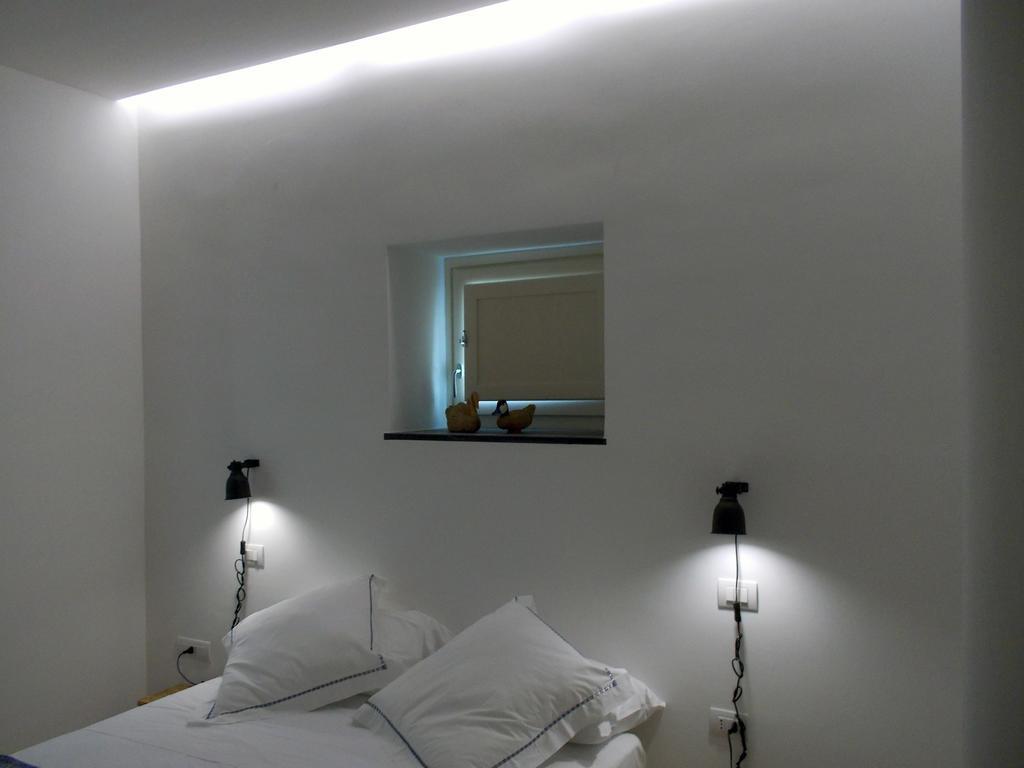 Le Stanze Del Poeta Hotel Salerno Phòng bức ảnh